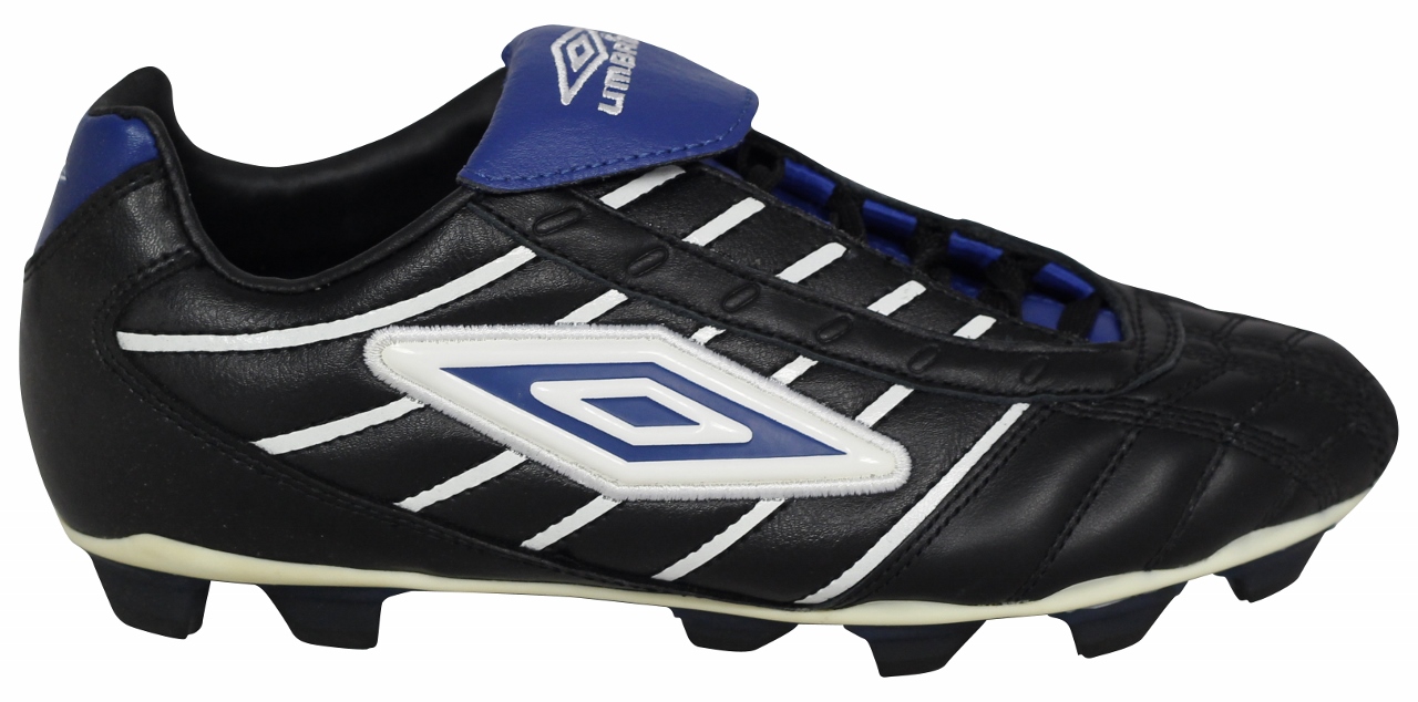 all black umbro football boots